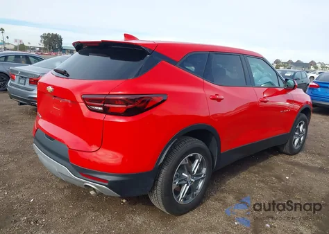 2024 Chevrolet Blazer Fwd 2Lt из США, поврежденный, VIN 3GNKBCR4XRS164346